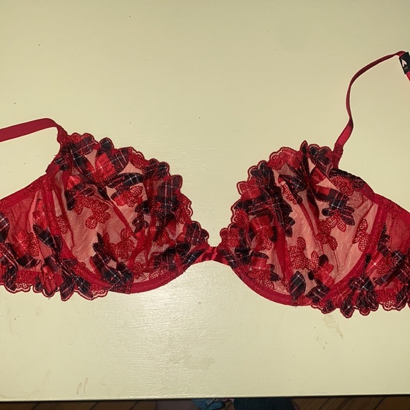 NWT Victoria Secret unlined bra size 32DDD - Picture 2 of 4